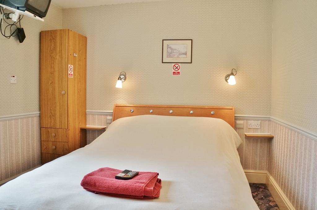 The Captain Guesthouse Scarborough Kamer foto